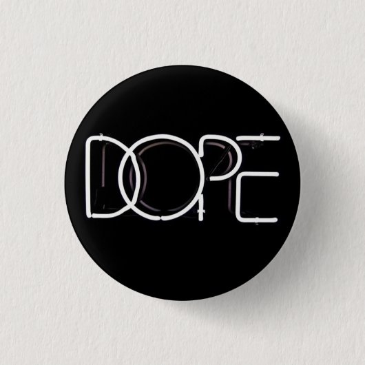 D.O.P.E. RONDE BUTTON 3,2 CM (Voorkant)