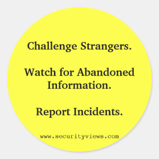 Daag vreemden uit. ronde sticker