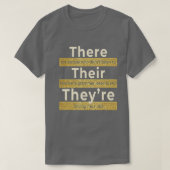 Daar hun theorie Engels Grammar Funny Teacher T-shirt (Design voorkant)