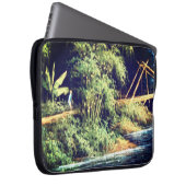 Daar in het bos door Vishnuh Laptop Sleeve (Voorkant Rechts)