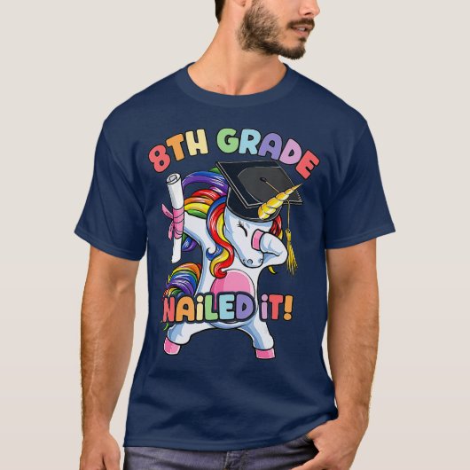 Dabbing 8th Grade Unicorn Afstuderen Class of T-shirt (Voorkant)