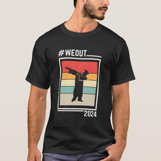 Dabbing Afstuderen Senior 2024 We Out Afgestudeerd T-shirt (Voorkant)