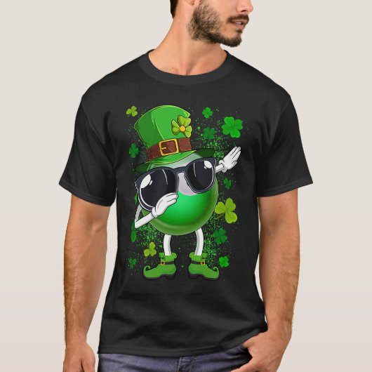 Dabbing Billiard Ball Leprechaun St Patrick's Day T-shirt (Voorkant)