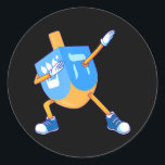 Dabbing Dreidel Chanoeka Dancing Chanoeka Meisjes Ronde Sticker<br><div class="desc">Dabbing Dreidel Chanoeka Dancing Chanoeka Meisjes</div>