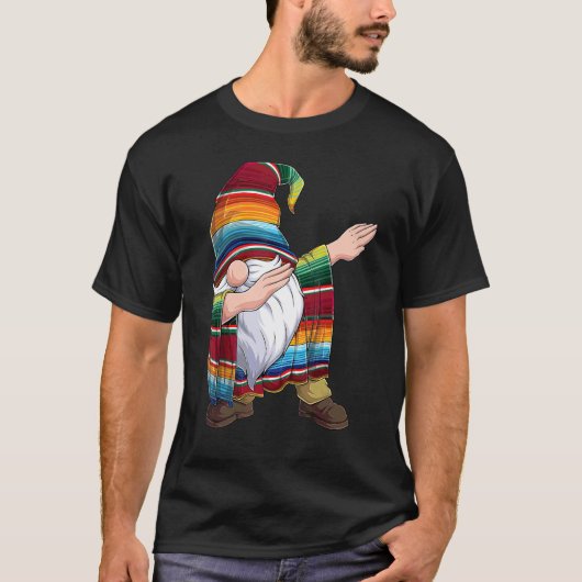 Dabbing Gnome Cinco de Mayo Poncho Mexicaanse tape T-shirt (Voorkant)