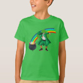 Dabbing Leprechaun Regenboog Pot met Goud T-shirt (Voorkant)
