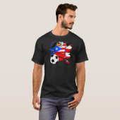 Dabbing Penguin Puerto Rico Soccer Fan Jersey Foot T-shirt (Voorkant volledig)