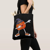 Dabbing pompoen Draag heks Pet Halloween cadeau Tote Bag (Dichtbij)