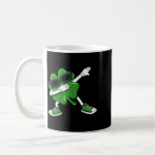Dabbing Shamrock St Patrick's Day Funny Boys Girls Koffiemok (Links)