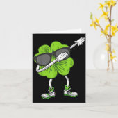Dabbing Shamrock St. Patrick's Day Grappige Ierse  Kaart (Gele Bloem)