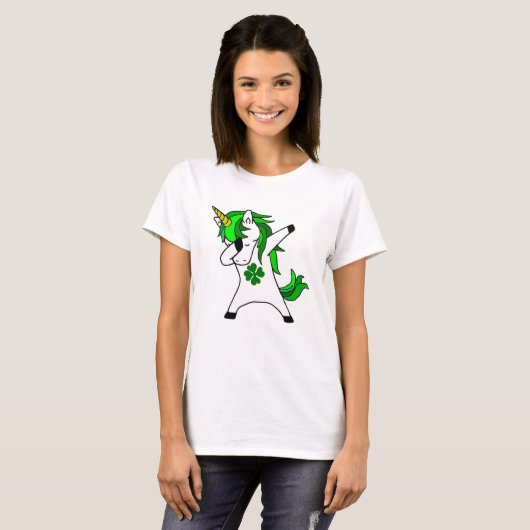 Dabbing Unicorn St. Patrick's Day Green Shamrock T-shirt (Voorkant volledig)