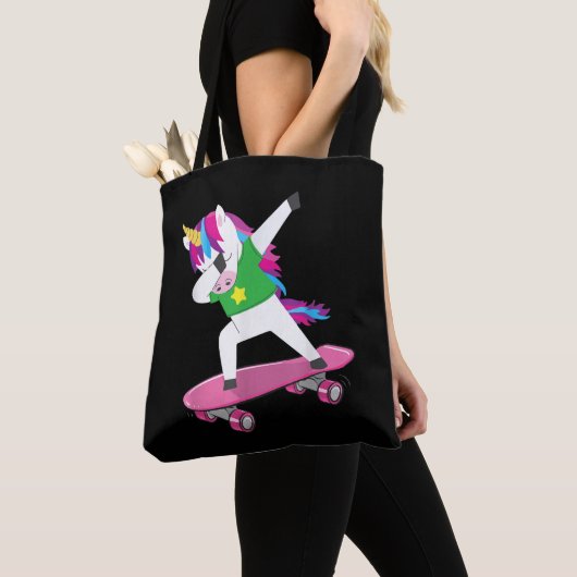 dabbing unicorn verjaardagskateeg perfect tote bag (Dichtbij)
