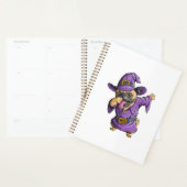 Dabende Heks Puggle Schattige Halloween Pugs Grapp Planner (Display)