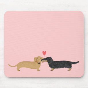 Dachshond Kus met Hart op Roze Muismat