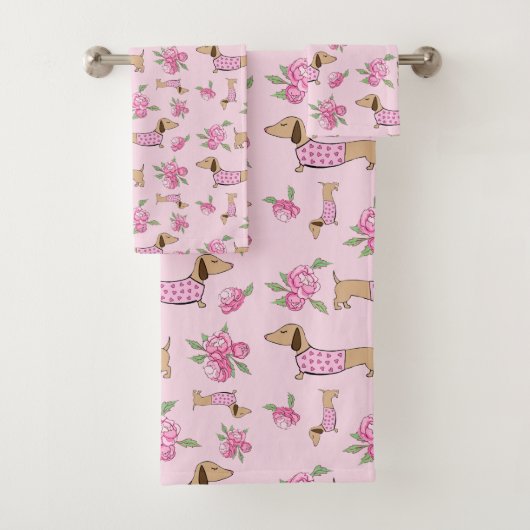 Dachshund Bath Towel Set Doxie + Peonies Floral Bad Handdoek (Insitu)