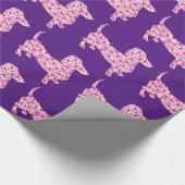Dachshund bestaande uit roze harten cadeaupapier (Hoek)