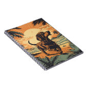 Dachshund bij een tropisch strand tijdens zonsonde notitieboek (Rechterzijde)