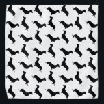 Dachshund Black Silhouette op White of Any Color Bandana<br><div class="desc">Dachshund Black Silhouette op White of Any Color Black, geschetste silhouettes op een witte of elke kleur achtergrond van de kortbenauwde Dachshund, geliefd door de eigenaars van de Dachshund, vanwege zijn levendige en slimme temperament. De kleine hond is gefokt om badgers en andere begraafplaatsen uit de grond te halen en...</div>