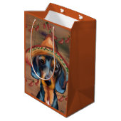 Dachshund Cinco de Mayo Medium Cadeauzakje (Achterkant Gekanteld)