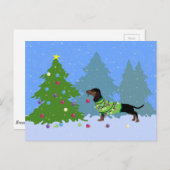 Dachshund Decorteert kerstbomen in het bos Feestdagenkaart (Voorkant / Achterkant)