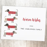 Dachshund Dog Fun Feestdagenkaart<br><div class="desc">Schattigee en schattige Dachshund Worst of Wiener honden in feestelijke rode en witte gebreide truien. Wijzig de naam en de begroeting om te personaliseren. Op de achterkant staat een bijpassend hondje. Originele kunst van Nic Squirrell.</div>