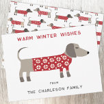 Dachshund Dog Fun Feestdagenkaart<br><div class="desc">Schattigee en schattige Dachshund Worst of Wiener hond in een feestelijke rode en witte gebreide trui. Wijzig de namen en de begroeting om te personaliseren. Originele kunst van Nic Squirrell.</div>