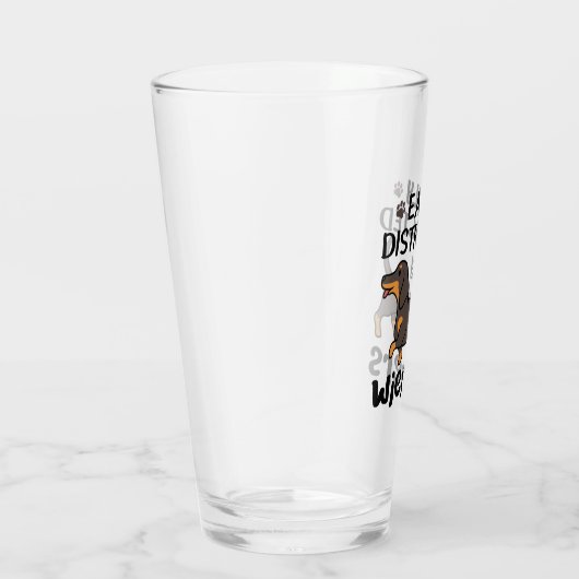 Dachshund Dog, gemakkelijk verstoord door Wenen Glas (Rechts)