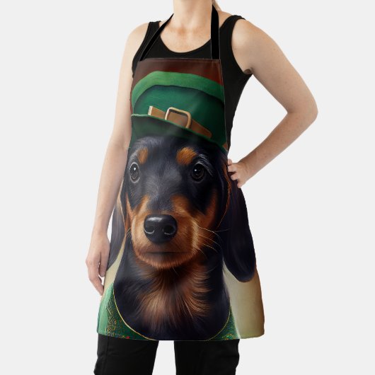 Dachshund Dog in St. Patrick's Day Dress Schort (Insitu)