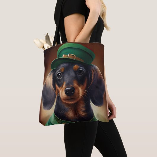 Dachshund Dog in St. Patrick's Day Dress Tote Bag (Dichtbij)
