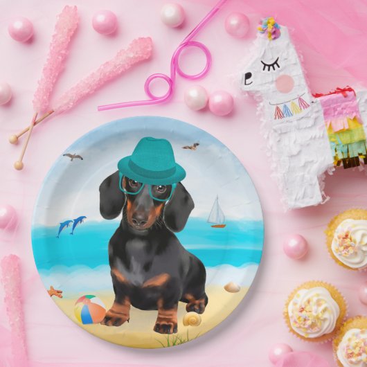 Dachshund Dog op strand Papieren Bordje (Feest)