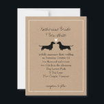 Dachshund Dog Silhouettes Cute Wedding Invitation Kaart<br><div class="desc">Dachshund Silhouettes met Heart Kraft Style, speciaal uitnodigen voor weddenschappen van het Wenen Hondenliefhebber. Een leuke aankondiging voor een verloofd koppel dat dol is op rennen. Personaliseer deze originele trouwuitnodiging met de naam van het gelukkige paar en de informatie van de trouwdag. Bezoek Jenn's Doodle World voor nog meer trouwplanningsproducten...</div>