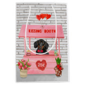 Dachshund Dog Valentijnsdag Kissing Booth Medium Cadeauzakje (Voorkant)