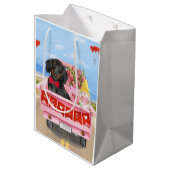 Dachshund Dog Valentijnsdag Truck Hearts Medium Cadeauzakje (Achterkant Gekanteld)