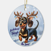 Dachshund door de sneeuw keramisch ornament (Links)