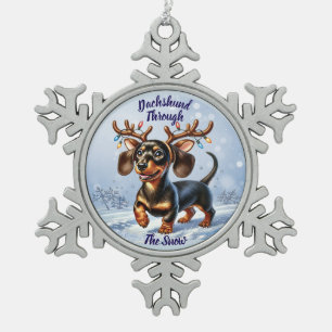 Dachshund door de sneeuw tin sneeuwvlok ornament