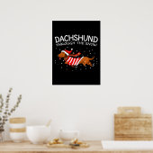 Dachshund door de sneeuwnende hond kerstmis poster (Keuken)