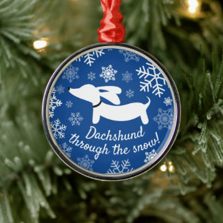 Dachshund door het Ornament van de sneeuwkerstboom