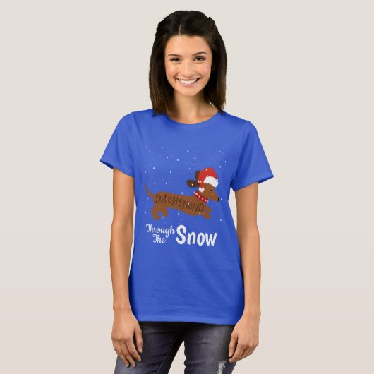 Dachshund door het sneeuwShirt T-shirt (Voorkant volledig)