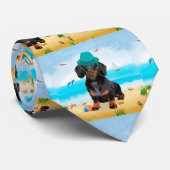 Dachshund-hond op het strand stropdas (Opgerold)