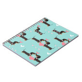 Dachshund-honden in liefde en hart naadloos patroo notitieboek (Linkerzijde)
