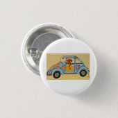 Dachshund in hippieauto ronde button 3,2 cm (Voorkant /achterkant)