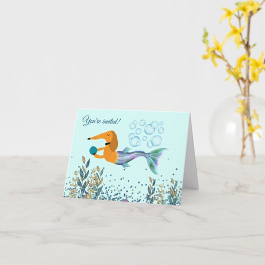 Dachshund Mermaid Pool Party-uitnodigingen zwemmen Kaart (Gele Bloem)