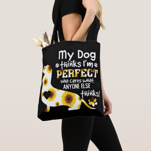 Dachshund Mijn hond denkt dat ik perfect grappig G Tote Bag (Dichtbij)