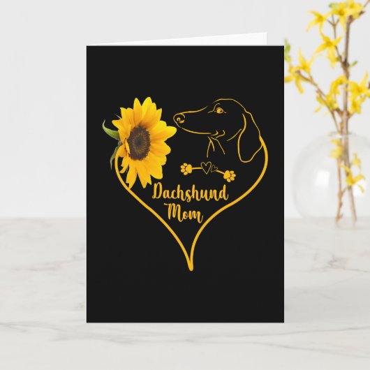 Dachshund Moeder Met Zonnebloem Hart Moederdag Kaart (Gele Bloem)