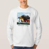 Dachshund neemt het wiel t-shirt (Voorkant)