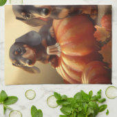 Dachshund Puppy Herfstvreugde Pompoen Theedoek (Gevouwen)