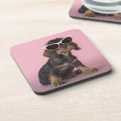 Dachshund Puppy Wearing Sunbril Onderzetter (Linkerzijde)