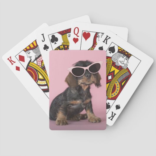 Dachshund Puppy Wearing Sunbril Speelkaarten (Achterkant)