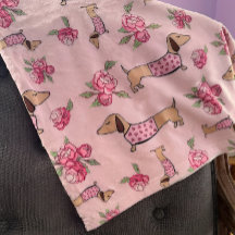 Dachshund roze bloemendeken Wiener hondenliefde