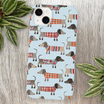 Dachshund Sause Dog Case-Mate iPhone 14 Plus Hoesje<br><div class="desc">Kleine dachshundworst of wierhonden in houten breien. Ideaal voor hondenliefhebbers en hondenwandelaars. Originele kunst van Nic Squirrell.</div>